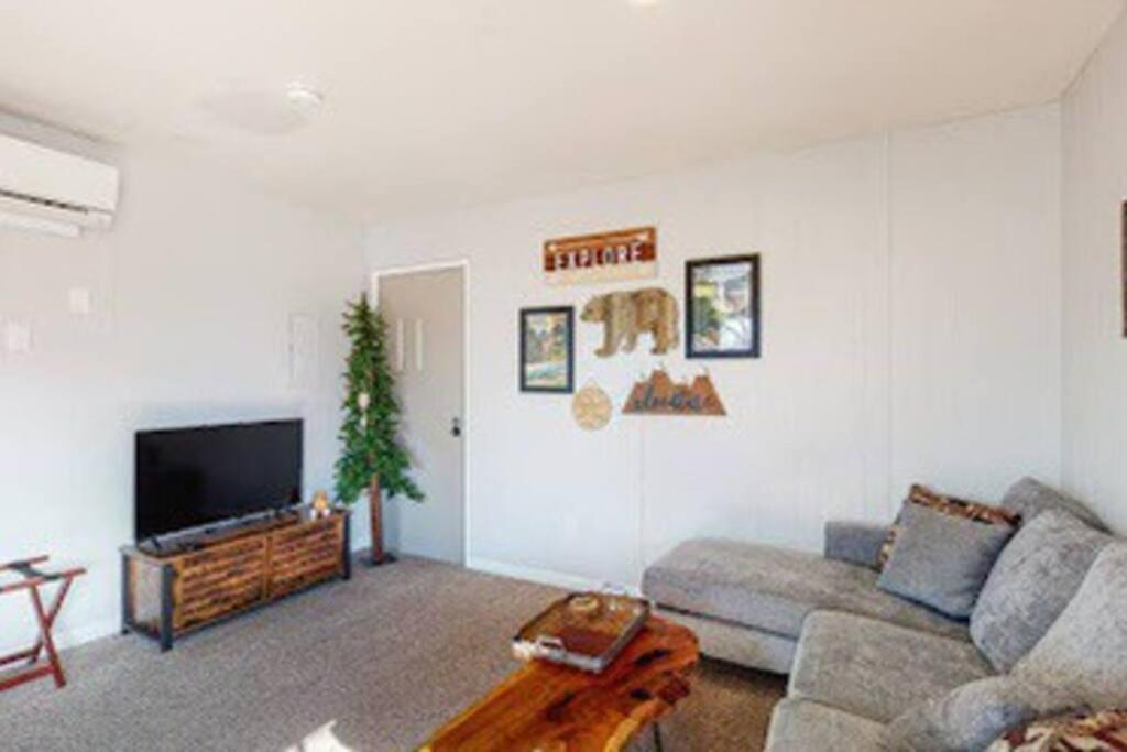 Couples Hideout In Heart Of Oakhurst Exteriör bild